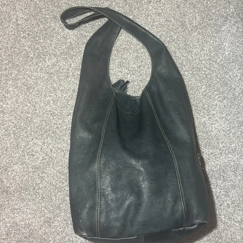 Peruzzi Italian Leather Women's bucket bag dark green creamy soft leather purse